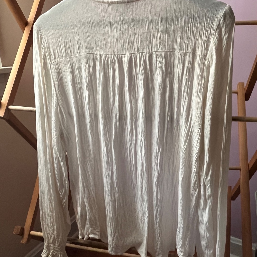 Knox Rose cream crinkle peasant blouse - Picture 4 of 8